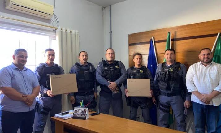 PREFEITO JOÃO FILHO GARANTE INTERNET DE ALTA VELOCIDADE À POLÍCIA MILITAR E REFORÇA SEGURANÇA EM GENERAL CARNEIRO